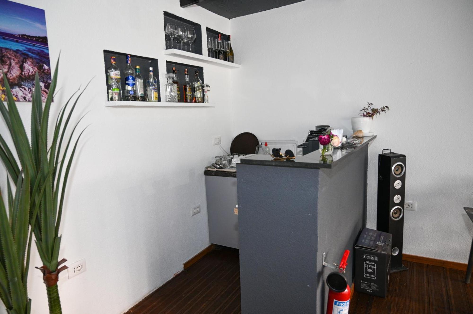 Vila Aaron ดูร์เรส ภายนอก รูปภาพ